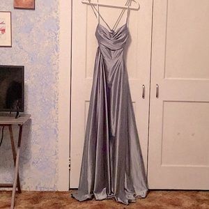 Women’s NWT Windsor sea foam green evening gown size medium